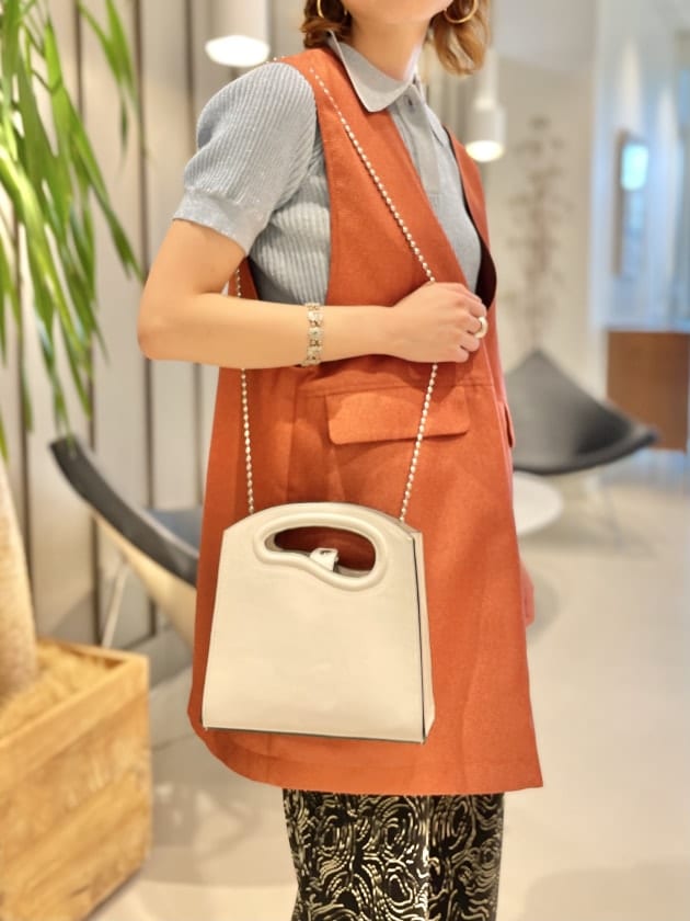 Taycanさん専用♥BEAMS LIGHTS フリル付きかごバッグ Taycanさん専用♥BEAMS LIGHTS フリル付きかごバッグ