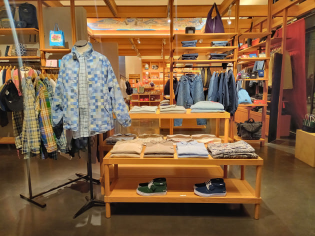 BEAMS JAPAN〉オリジナル 2022SS シャツ①｜ビームス ジャパン 渋谷｜BEAMS