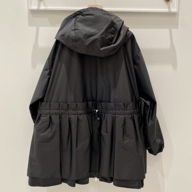 美品⭐️モンクレール　2023AW レディース　ラムレザー　0 3D115 MONCLER (モンクレール) レディース ジャケット ロゴ フード