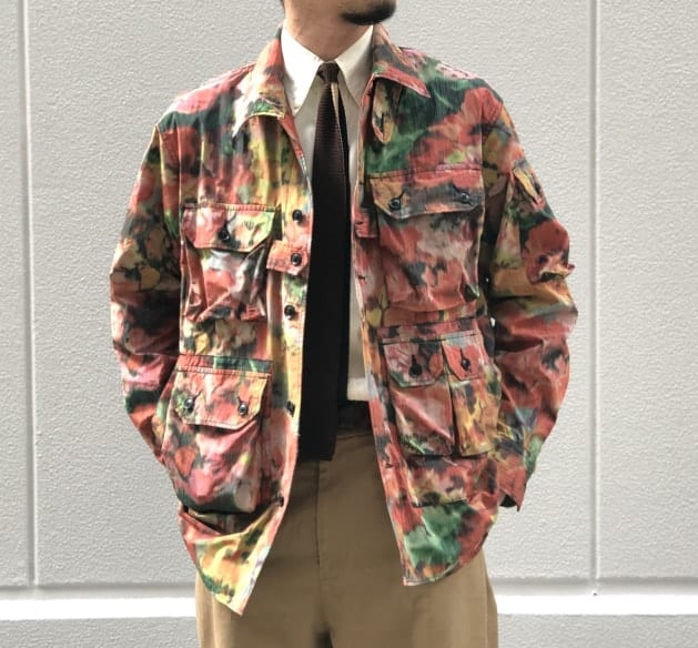 今夜もシュルシュルシュル〜【お花畑に紛れる！？編