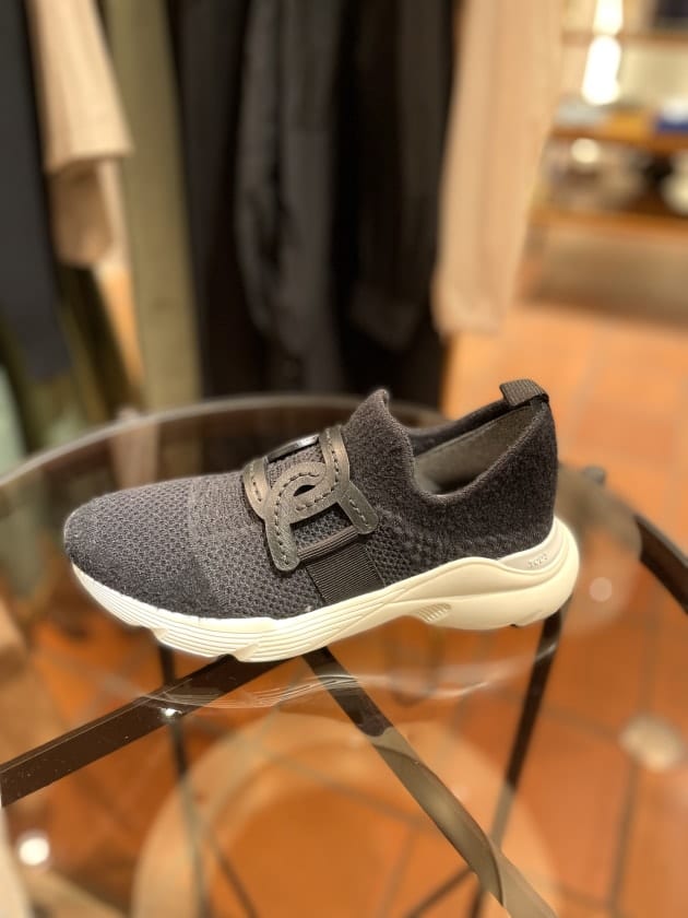 TOD'S（トッズ）スニーカー　37サイズ