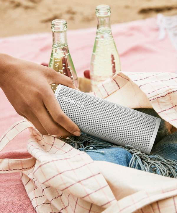 音と一緒に出掛けよう 〜SONOS Roam〜｜ビームス 静岡｜BEAMS