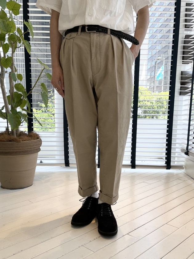 お買得】 BEAMS PLUS 2プリーツ チノ トラウザーズ jsu.osubb.ro