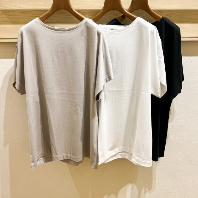 【ATON】サラッと着られるTシャツ
