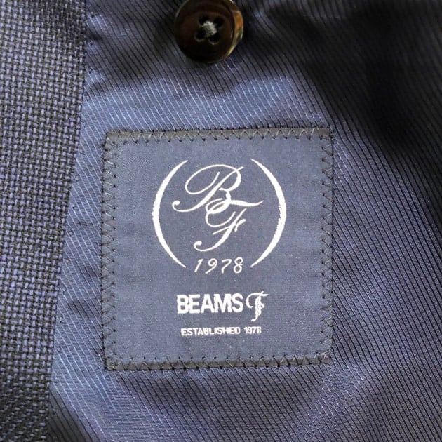 BEAMS F〉SALE品に追加されたネイビージャケットと着こなしと