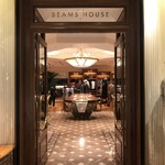 引っ越しました