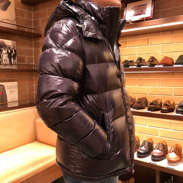 〈MONCLER〉このタイミングで定番モデルMAYAはいかがでしょ