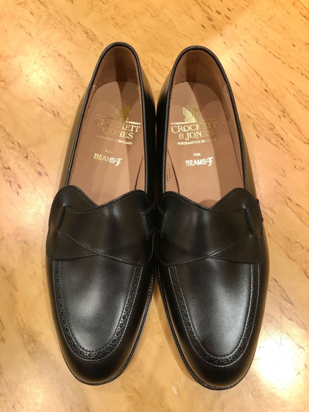 CROCKETT & JONES〉待望のバタフライローファー再入荷しております 