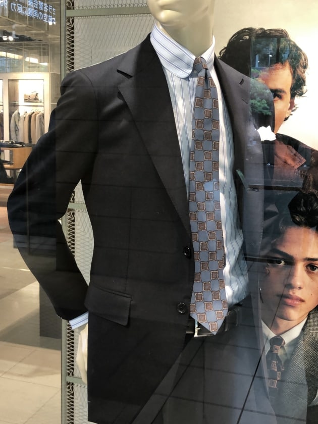 GUY ROVER＞×＜FRANCO BASSI＞ ネイビースーツの着こなし｜ビームス ...