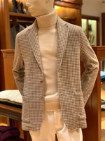 冬のオフホワイト