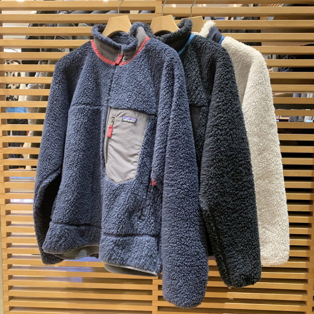 寒くなってきたのでアウター類をご紹介！！