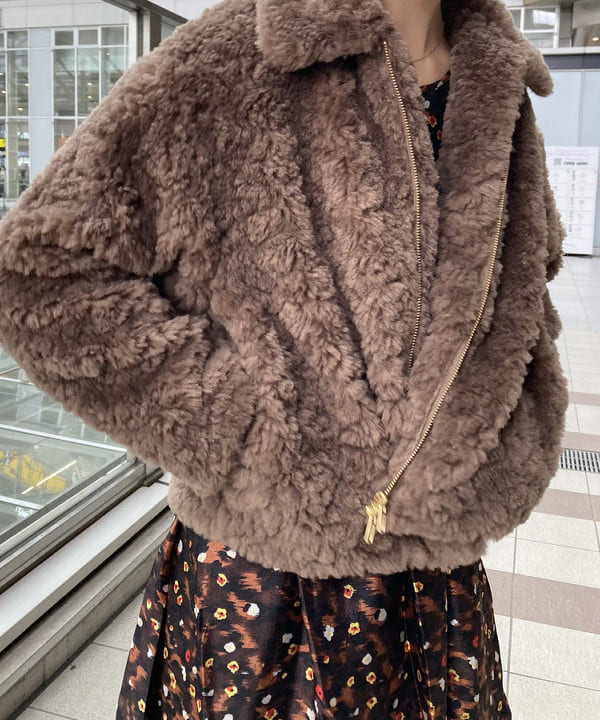 Jun log @【もこもこファーコートのご紹介】｜ビームス 梅田｜BEAMS