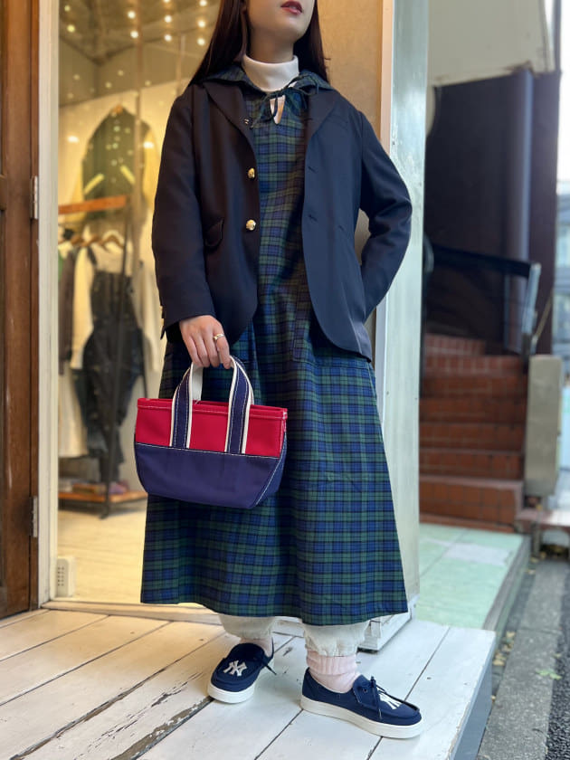 〈ENGINEERED GARMENTS〉一枚で目を惹くセーラードレスが入荷しました！