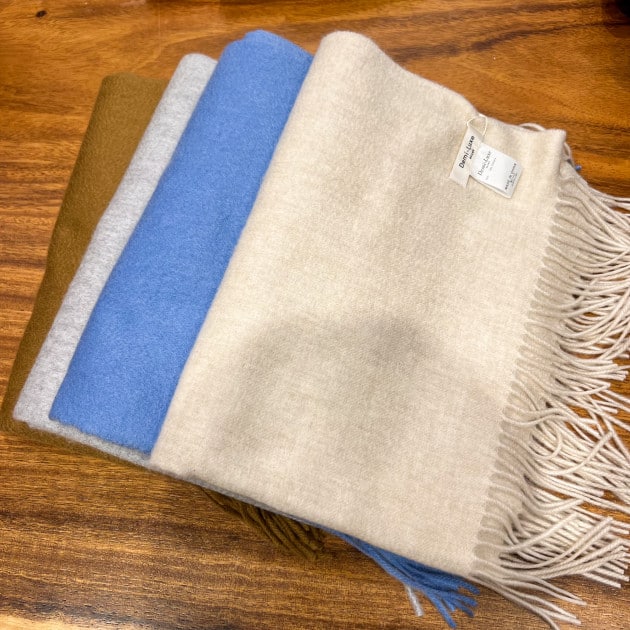 プレゼントにもおすすめストール。