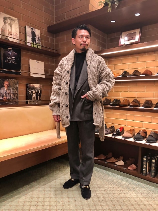 BEAMS F〉22秋冬シーズンはケーブル編みで仕上げたオリジナルのニット