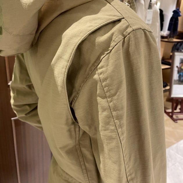 AUBERGE × Brilla per il gusto＞M-65｜ビームスF 新宿｜BEAMS