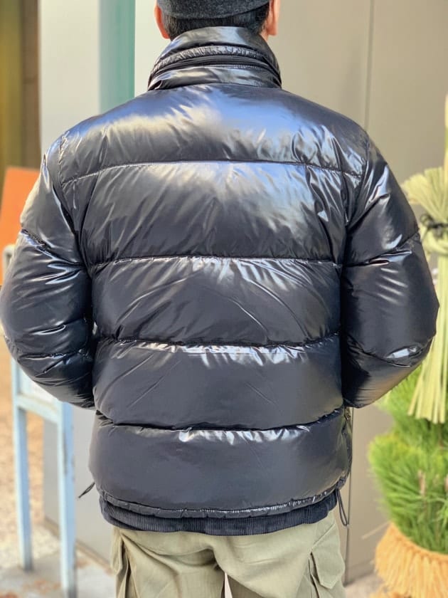 MONCLER〉15年経ってもまだまだ現役の一着として使えるのでオススメ