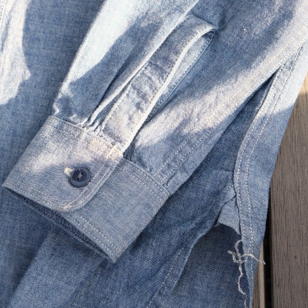 男のワードローブに欠かせない”Chambray Shirt”｜BEAMS PLUS（ビームス