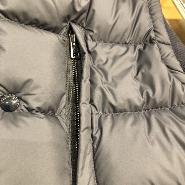 【美品】WOOLRICH ニット × フーデッドダウンベストM メルトンブルー WOOLRICH ニット × フーデッドダウンベスト M ファイバーダウン