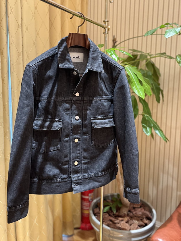早くこんな着こなしがしたい。〈Jeanik〉｜ビームス ハウス 六本木｜BEAMS