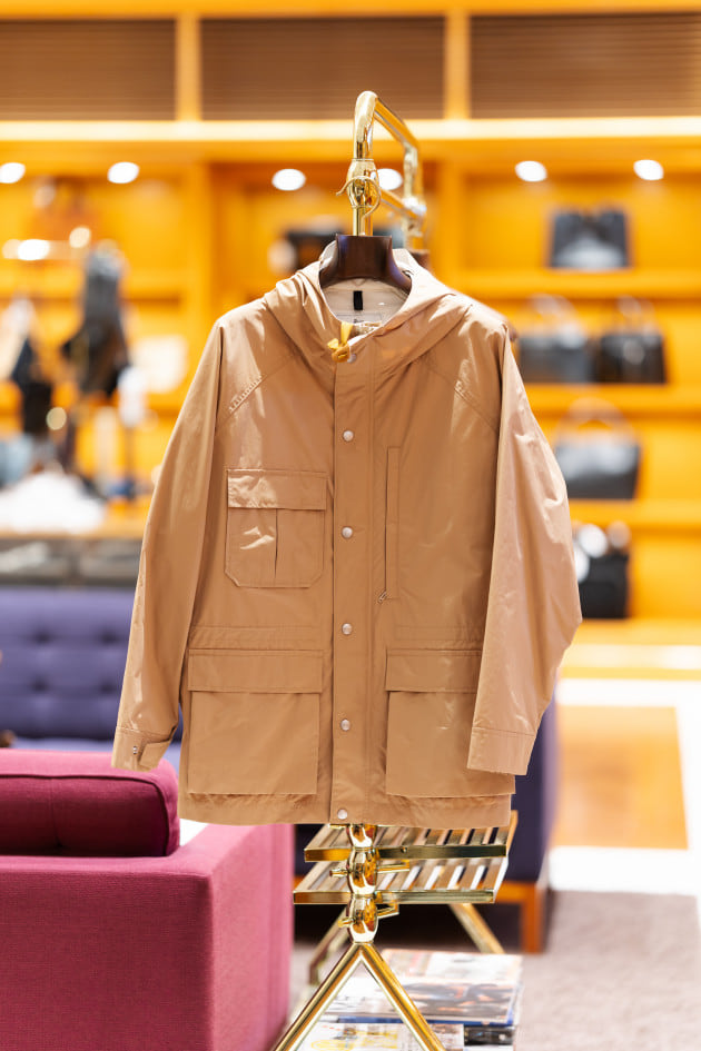 WOOLRICH × BEAMS F 別注 マウンテンパーカ ベージュ - ジャケット ...