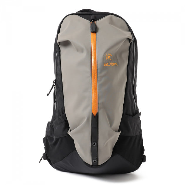 深緑(ふかみどり) ARC'TERYX BEAMS別注 ARRO22 ReBIRD Backpack - 通販