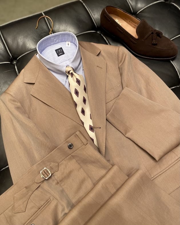 BEAMS F〉New Arrival ダスティなソラーロスーツ｜ビームス
