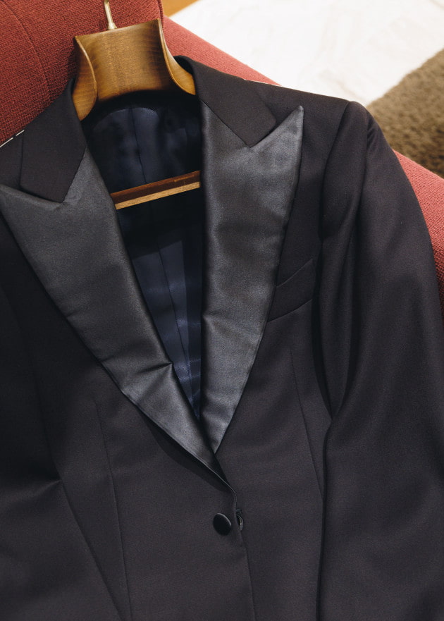 【新品！洒脱！】ブリッラ　タキシード　ジャケット Brilla per il gusto〉優雅なドレスダウン｜Brilla per il gusto