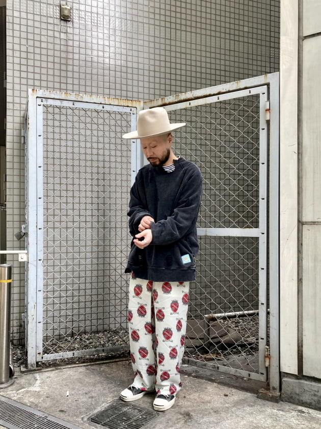 BEAMS SSZ BOXロゴスウェット