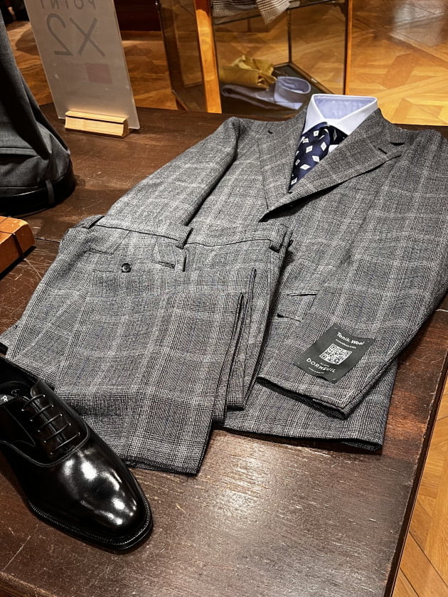 爽やかな着心地。〈DORMEUIL〉 爽やかな着心地。〈DORMEUIL〉