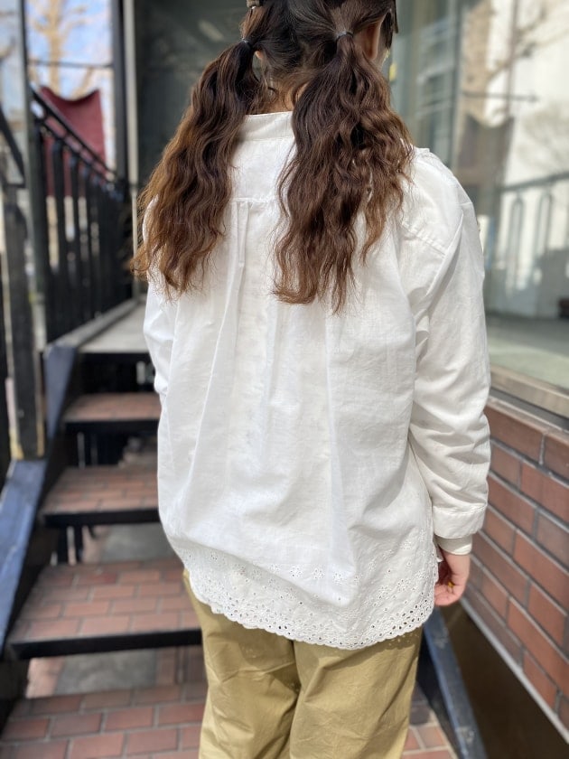 TORI-TO＞チャイナディテールが可愛い、ブラウスが今年も登場