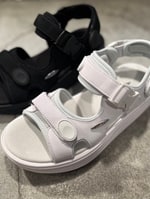 体に良いサンダル！？