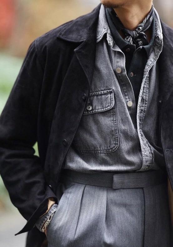 CINQUANTA チンクワンタ スエード チョアジャケット サイズ48 西口着 CINQUANTA チンクワンタ スエード チョアジャケット サイズ48 西口着