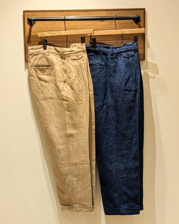 New 2-pleat trousers｜BEAMS PLUS（ビームス プラス）｜BEAMS