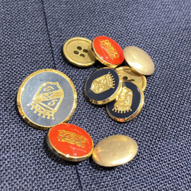 クレイジーボタン｜ビームスF／インターナショナルギャラリー ビームス