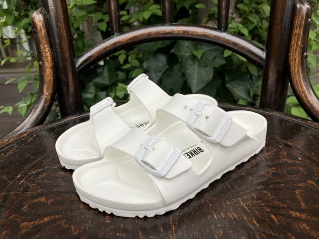 サンダルのカラーで印象が決まる？！＜BIRKENSTOCK＞ARIZONA EVA