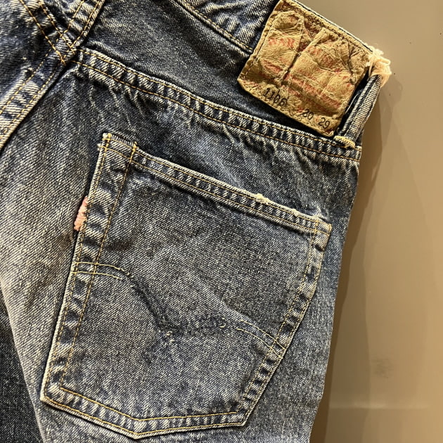 クオリティに感服なジーンズには。