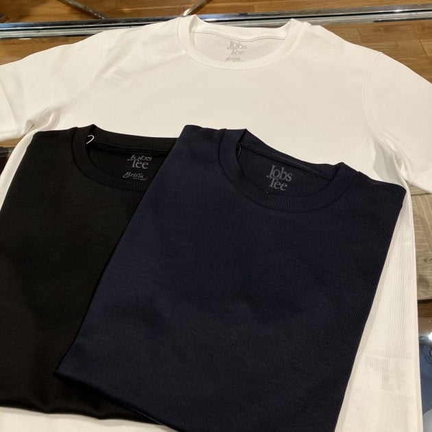 Brilla per il gusto＞ JOBS Tシャツ｜ビームス 立川｜BEAMS