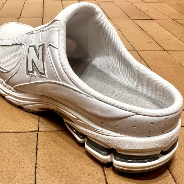 5月27日発売！【BEAMS × NEW BALANCE M2002R WHITE MULE】と愉快な仲間