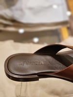 早い者勝ちのセール、夏。