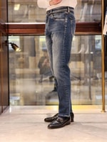 伊の新作デニム。パート２。