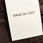 大人の万能パンツ。