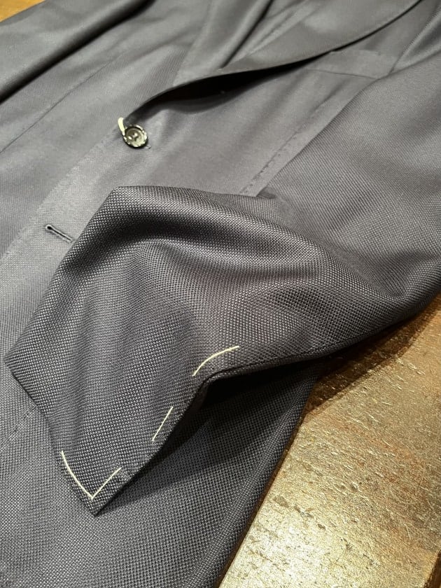 新シーズンはベーシックなジャケットから。〈Brilla per il gusto