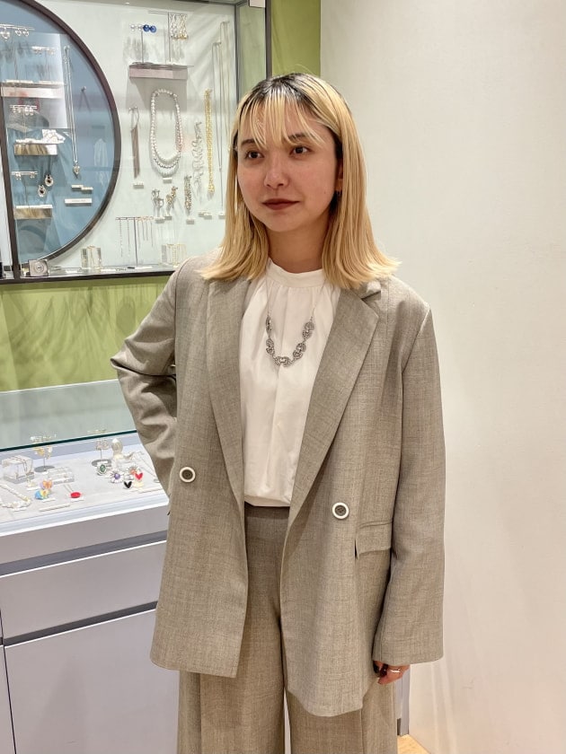 RayBEAMS RBSバックギャザージャケット/ブラック 23FW＜RBS＞1st delivery】アイテム&スタイリング紹介①｜ビームス