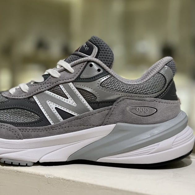 ニューバランス990V6 New Balance 990 v6 26.5コメント失礼します - スニーカー