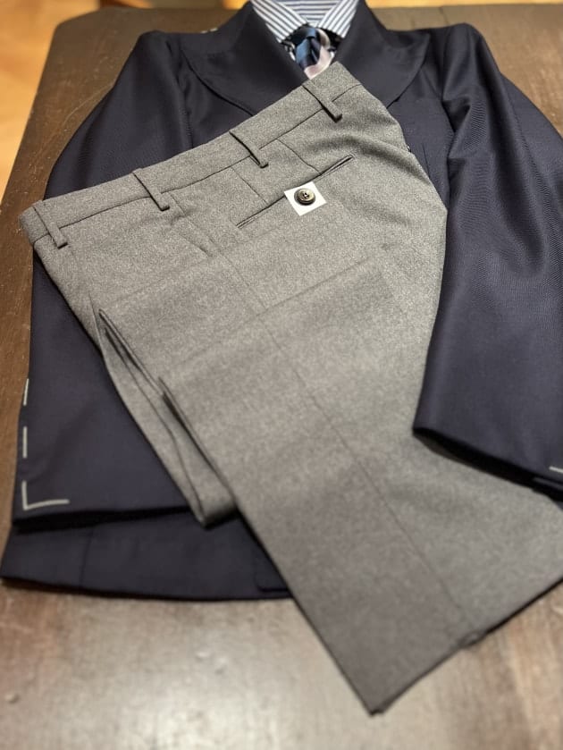 カッコいい、ダブルブレスト。〈Brilla per il gusto