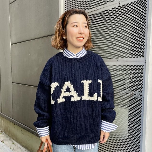 THE BOOKSTORE〉別注Hand Logo Sweater｜ビームス ボーイ 原宿｜BEAMS