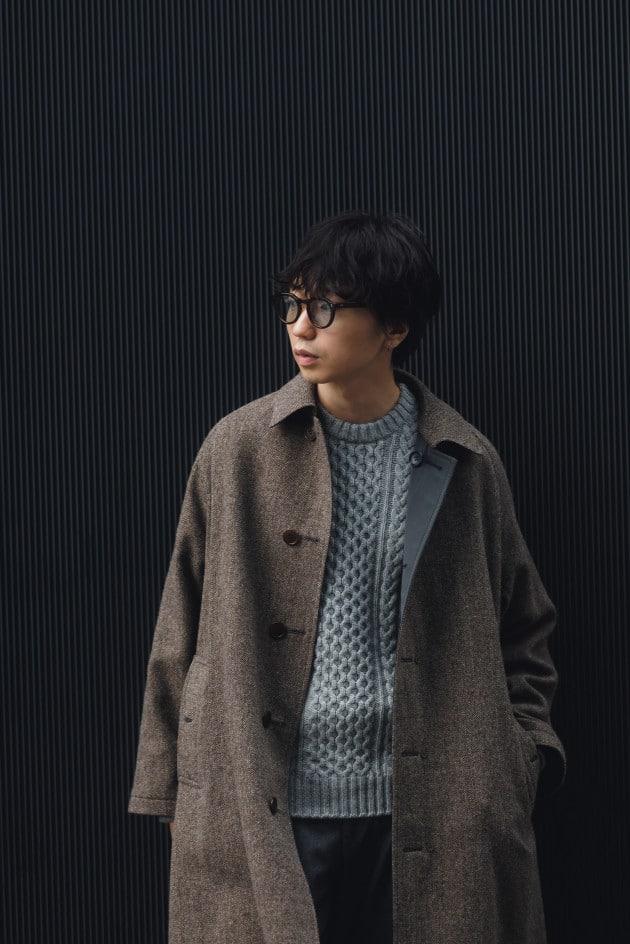 BEAMS MEN｜AUBERGE / EMARY リバーシブル ステンカラーコート