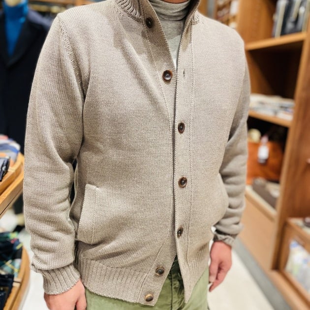 本日のお客様。ザノーネにマッキントッシュで温かさ倍増ブログ
