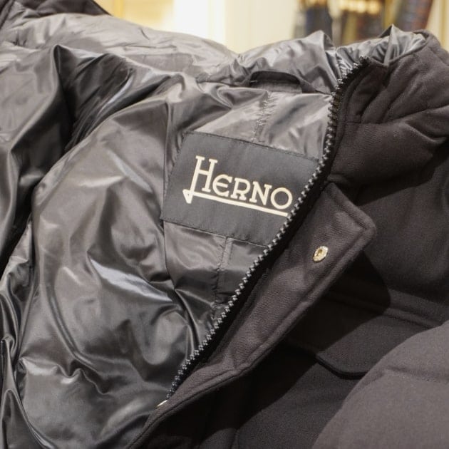 【HERNO】4ポケット フーデッド ダウンコート